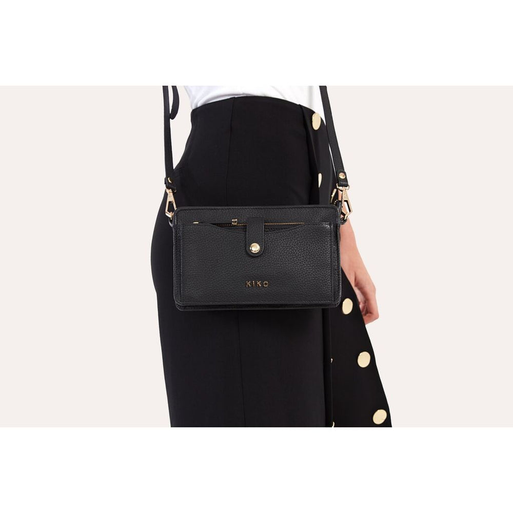 Pebble Leather Wallet Crossbody Bag